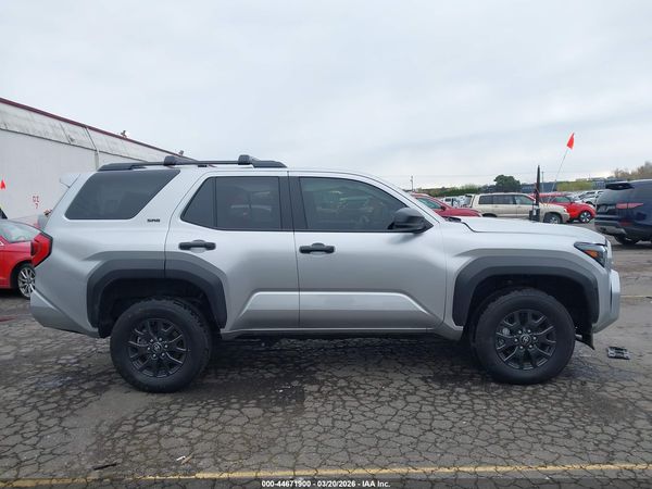 2025 TOYOTA 4RUNNER SR5