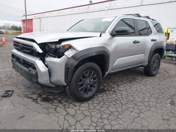 2025 TOYOTA 4RUNNER SR5