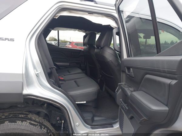 2025 TOYOTA 4RUNNER SR5