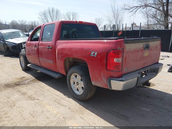 2012 CHEVROLET SILVERADO 1500 LT — I3