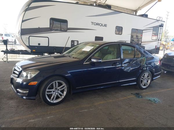 2014 MERCEDES-BENZ C 300