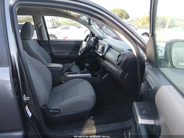 2017 TOYOTA TACOMA SR5 V6
