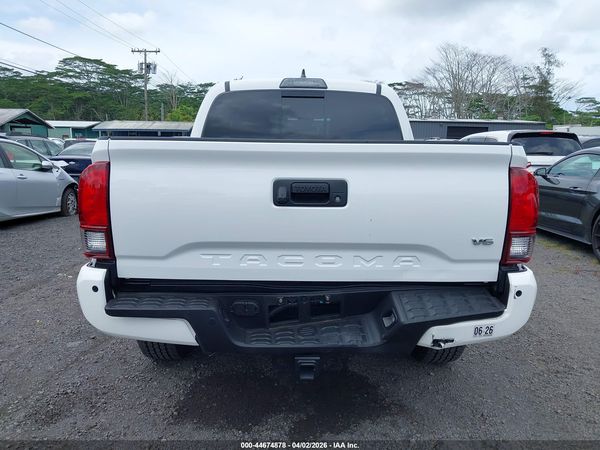 2018 TOYOTA TACOMA SR5 V6