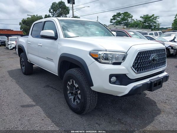2018 TOYOTA TACOMA SR5 V6
