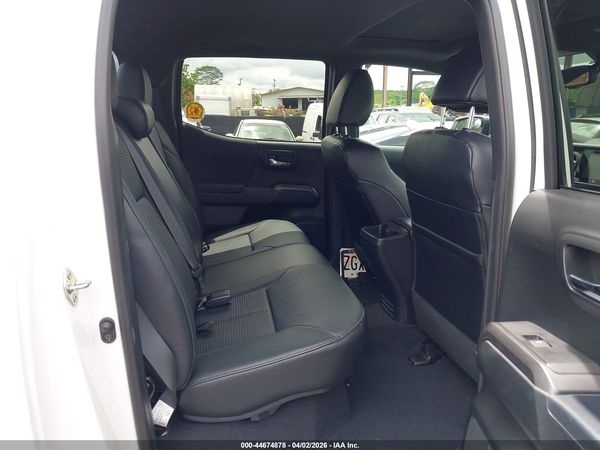 2018 TOYOTA TACOMA SR5 V6