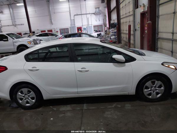 2017 KIA FORTE LX