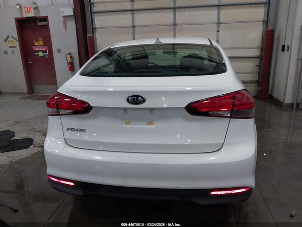 2017 KIA FORTE LX