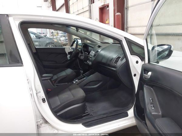 2017 KIA FORTE LX
