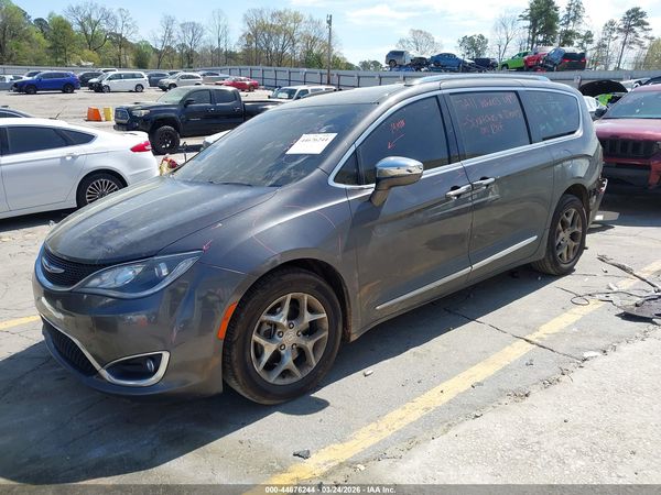 2017 CHRYSLER PACIFICA LIMITED