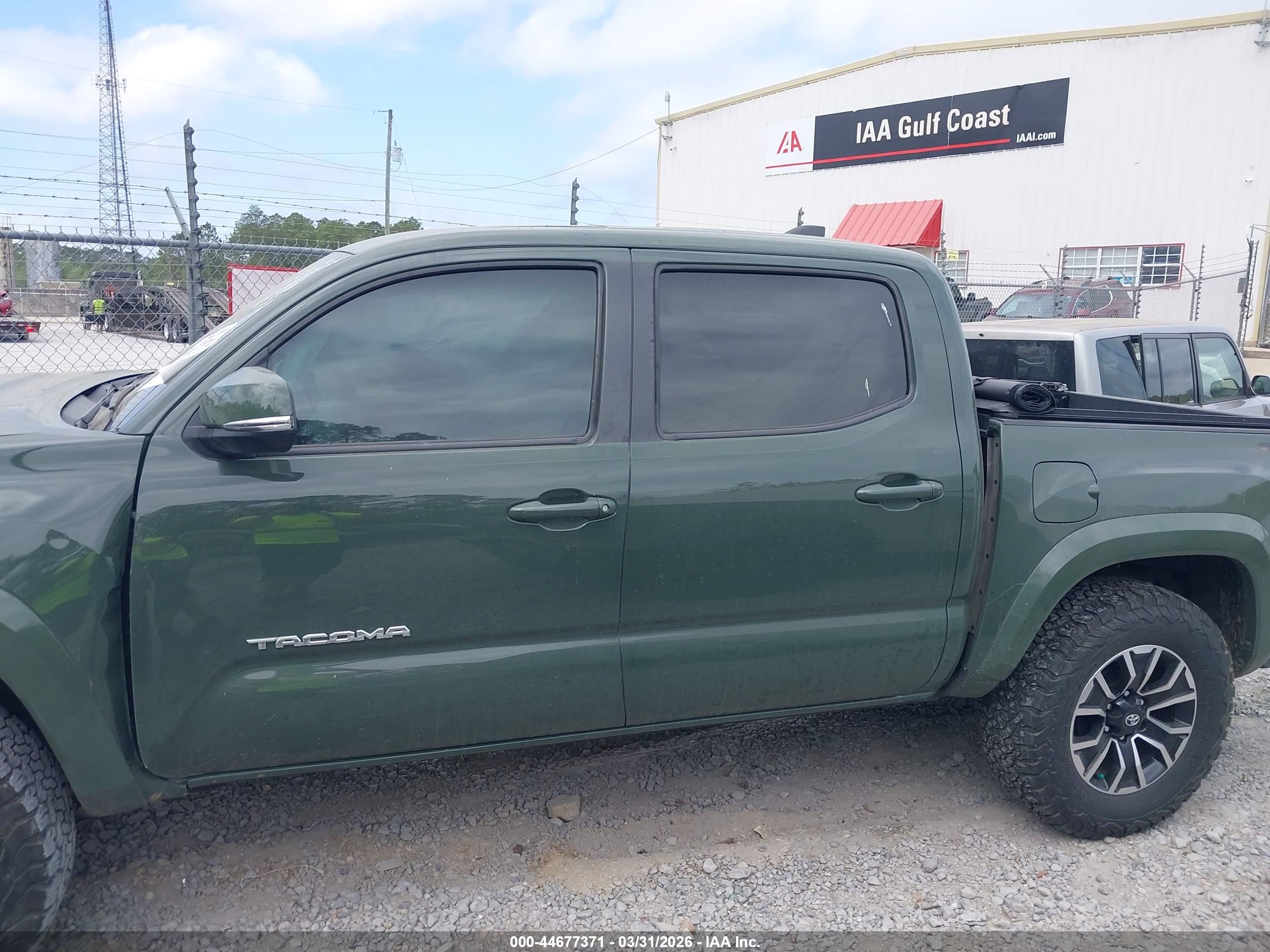 2022 TOYOTA TACOMA TRD SPORT