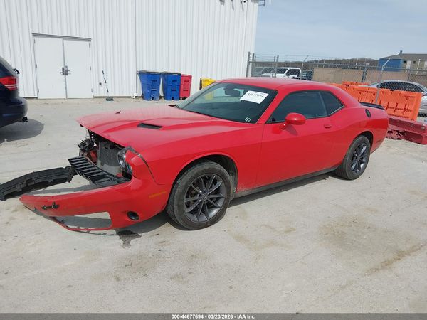 2016 DODGE CHALLENGER SXT