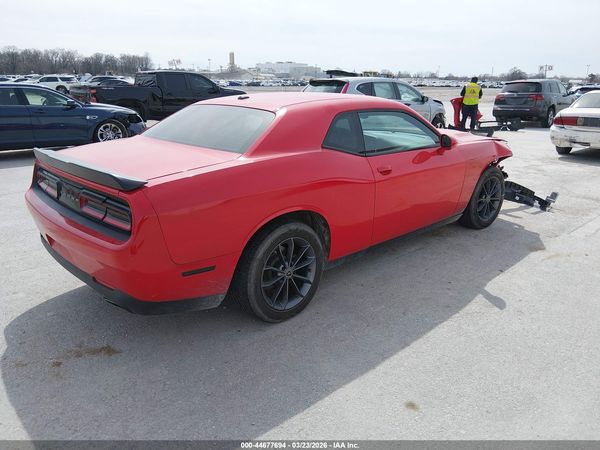2016 DODGE CHALLENGER SXT
