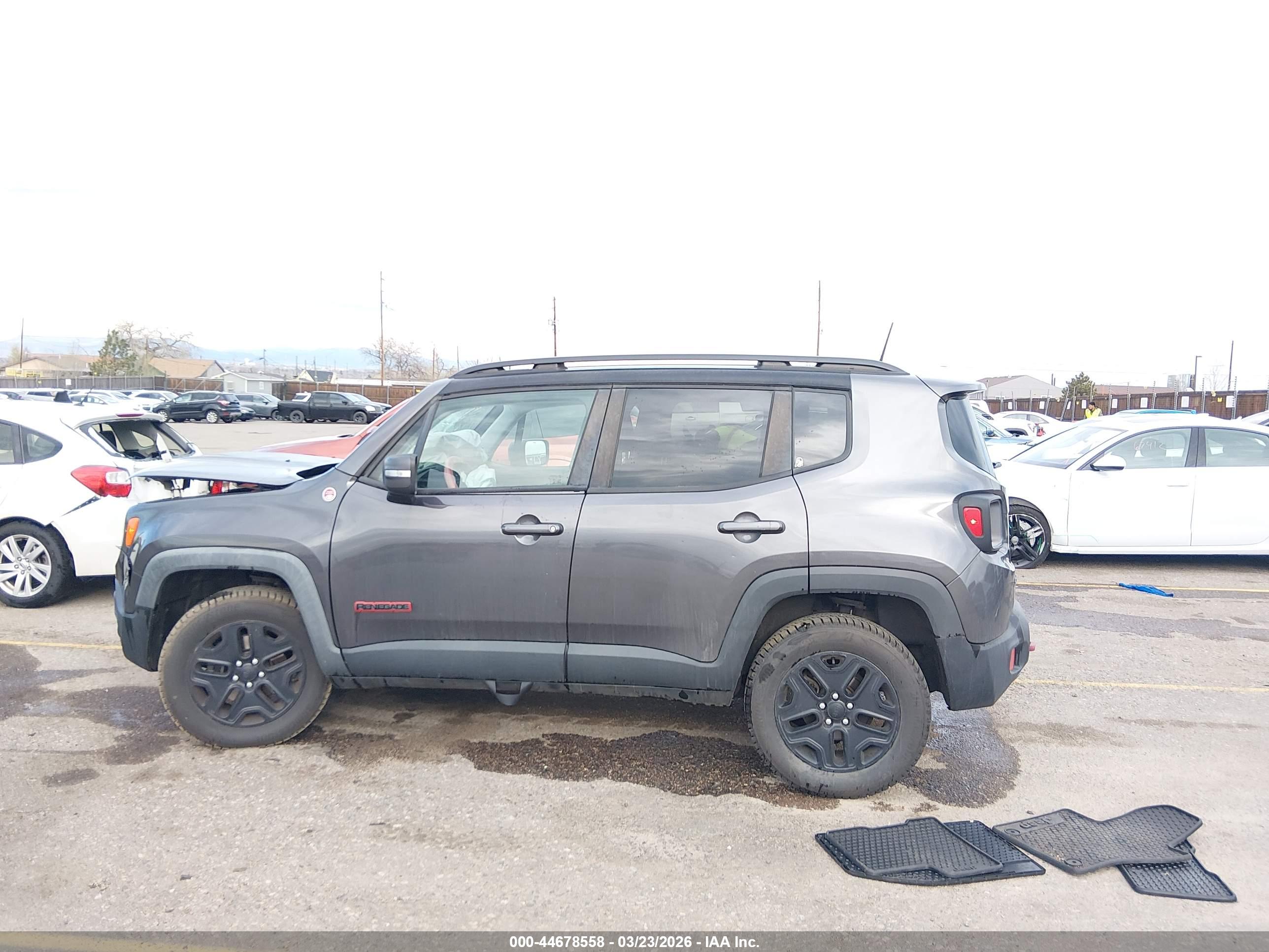 2018 JEEP RENEGADE TRAILHAWK 4X4