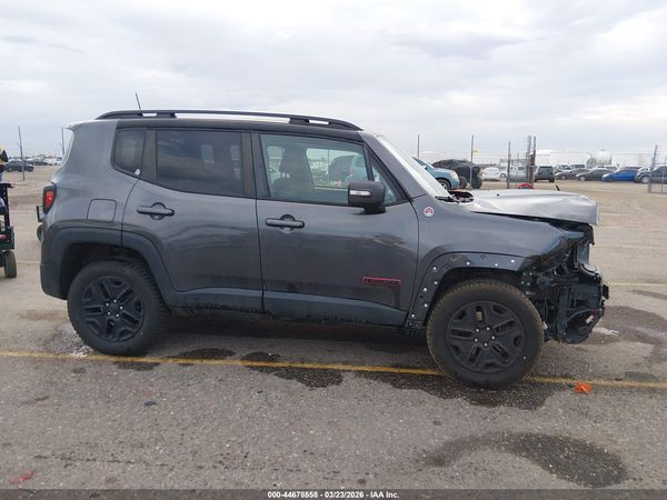2018 JEEP RENEGADE TRAILHAWK 4X4