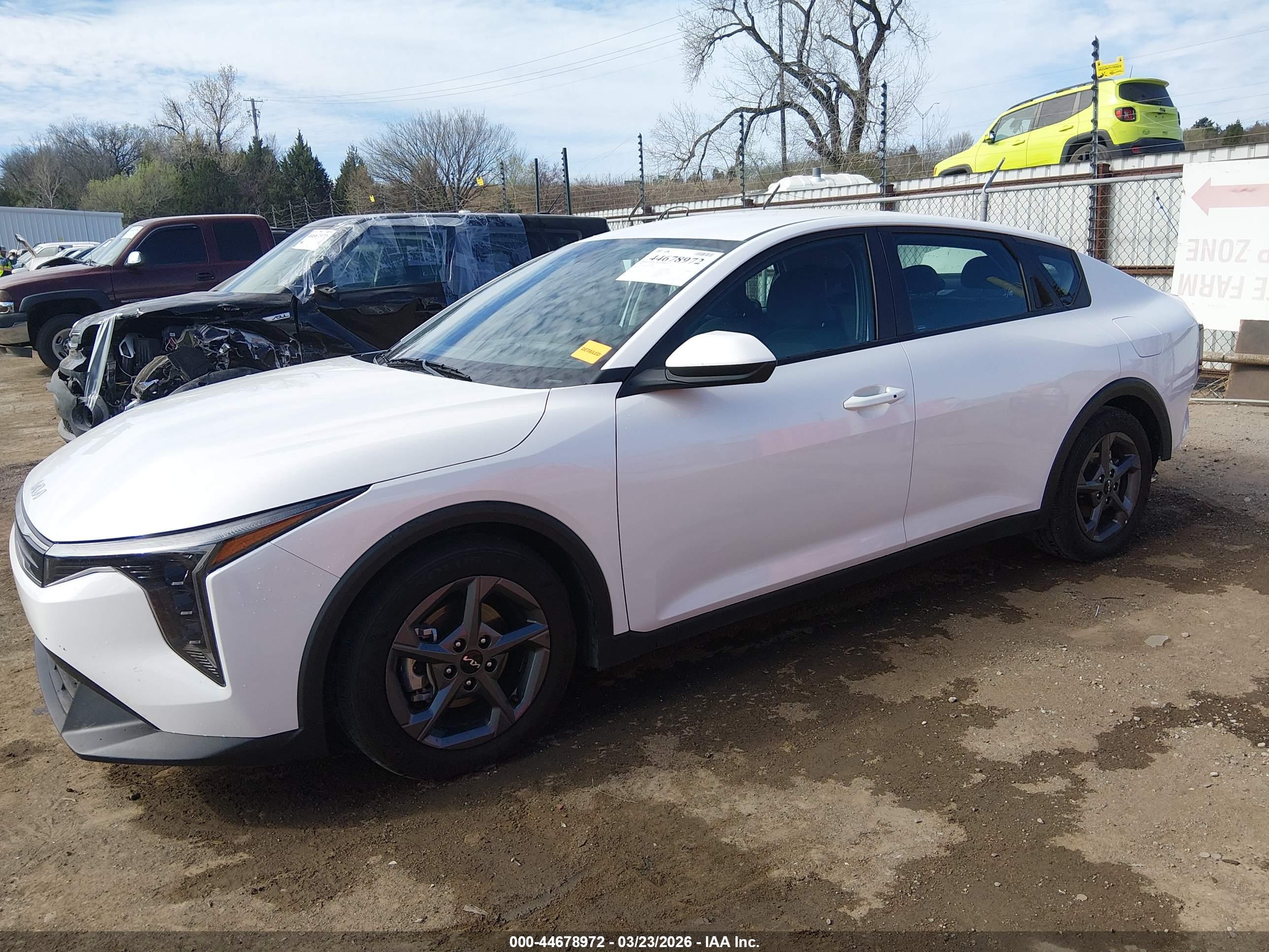 2025 KIA K4 LXS
