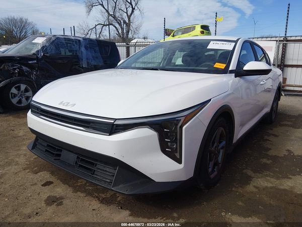 2025 KIA K4 LXS