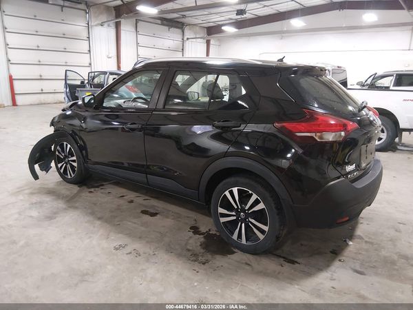 2019 NISSAN KICKS S