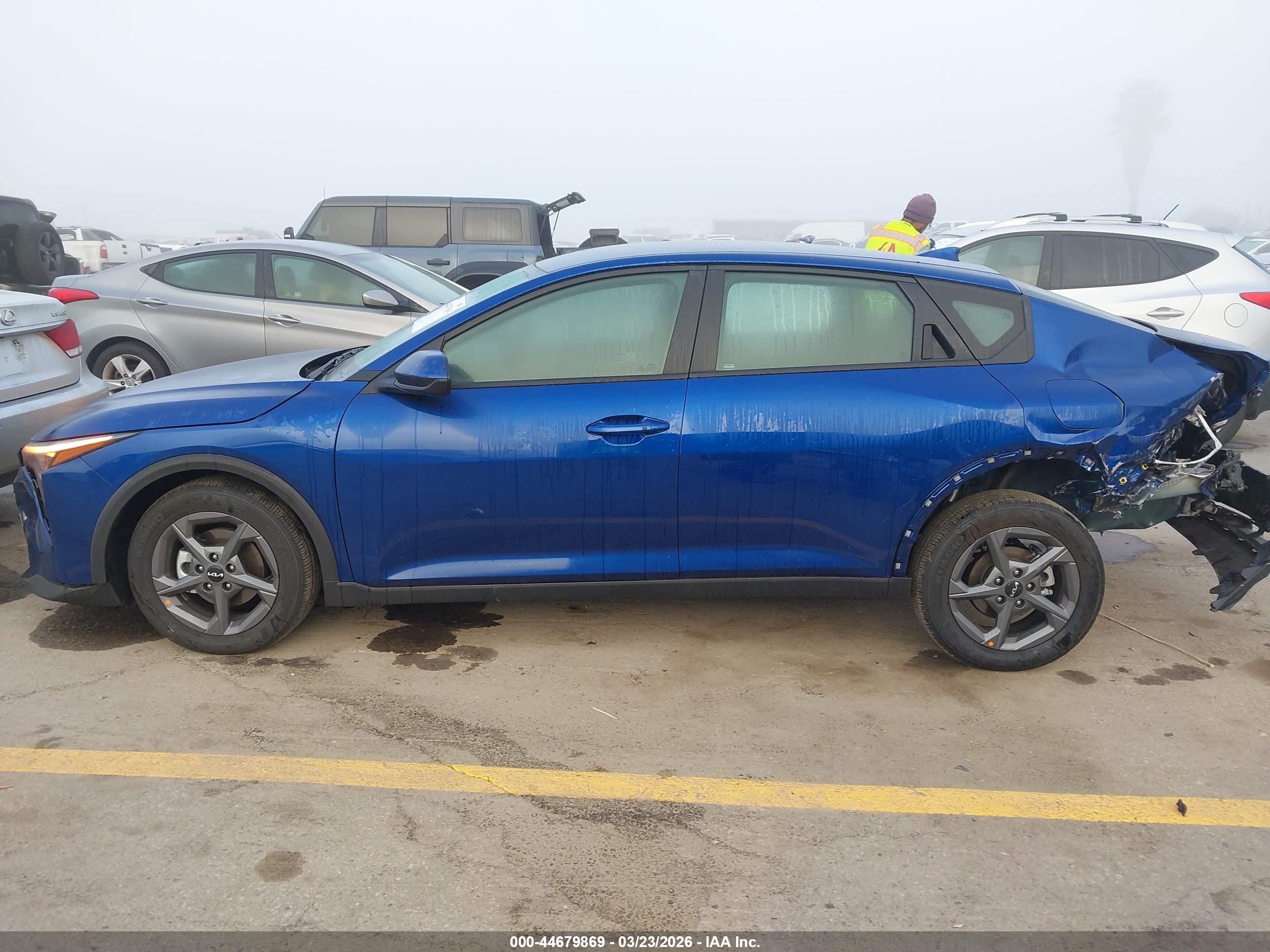2025 KIA K4 LXS