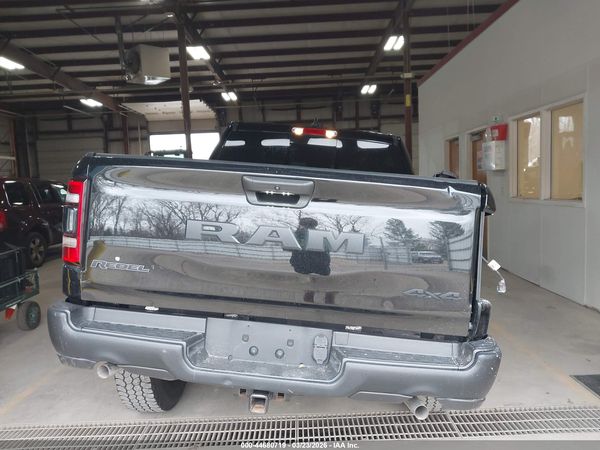 2022 RAM 1500 REBEL  4X4 5'7 BOX