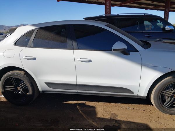 2015 PORSCHE MACAN S