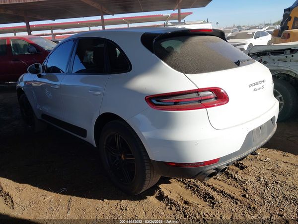 2015 PORSCHE MACAN S