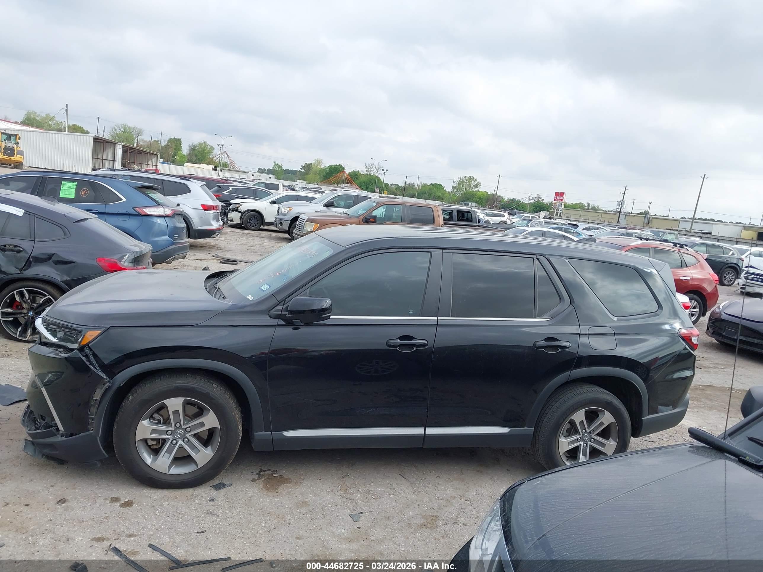 2023 HONDA PILOT 2WD EX-L 8 PASSENGER