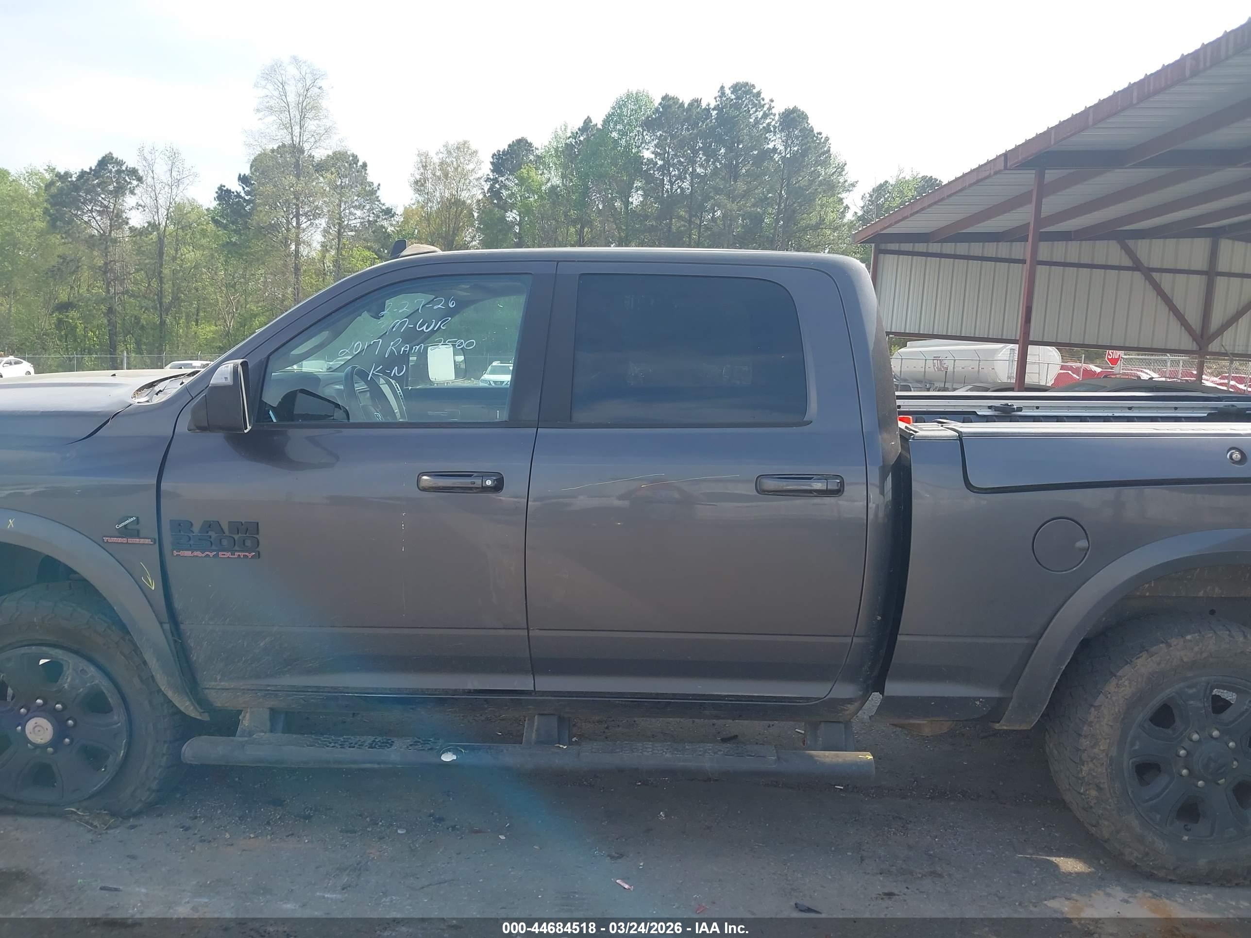 2017 RAM 2500 LARAMIE  4X4 6'4 BOX