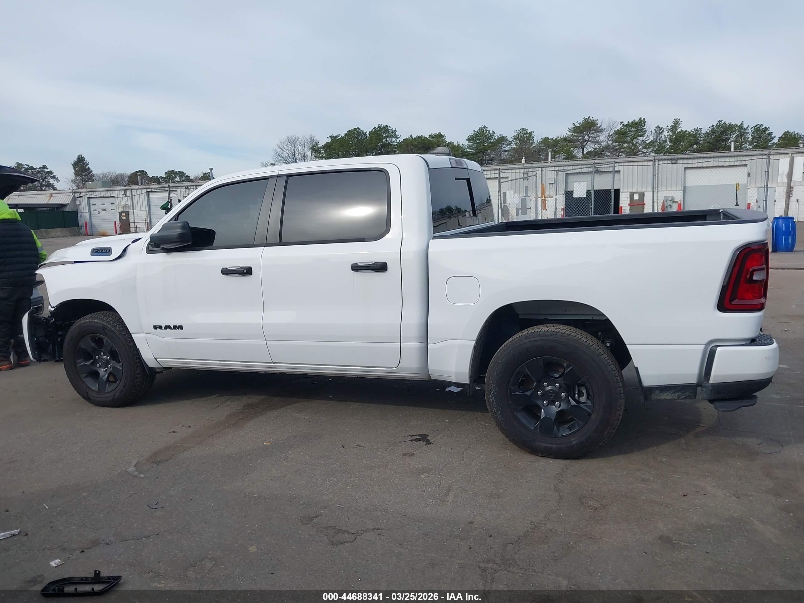 2025 RAM 1500 TRADESMAN  4X4 5'7 BOX