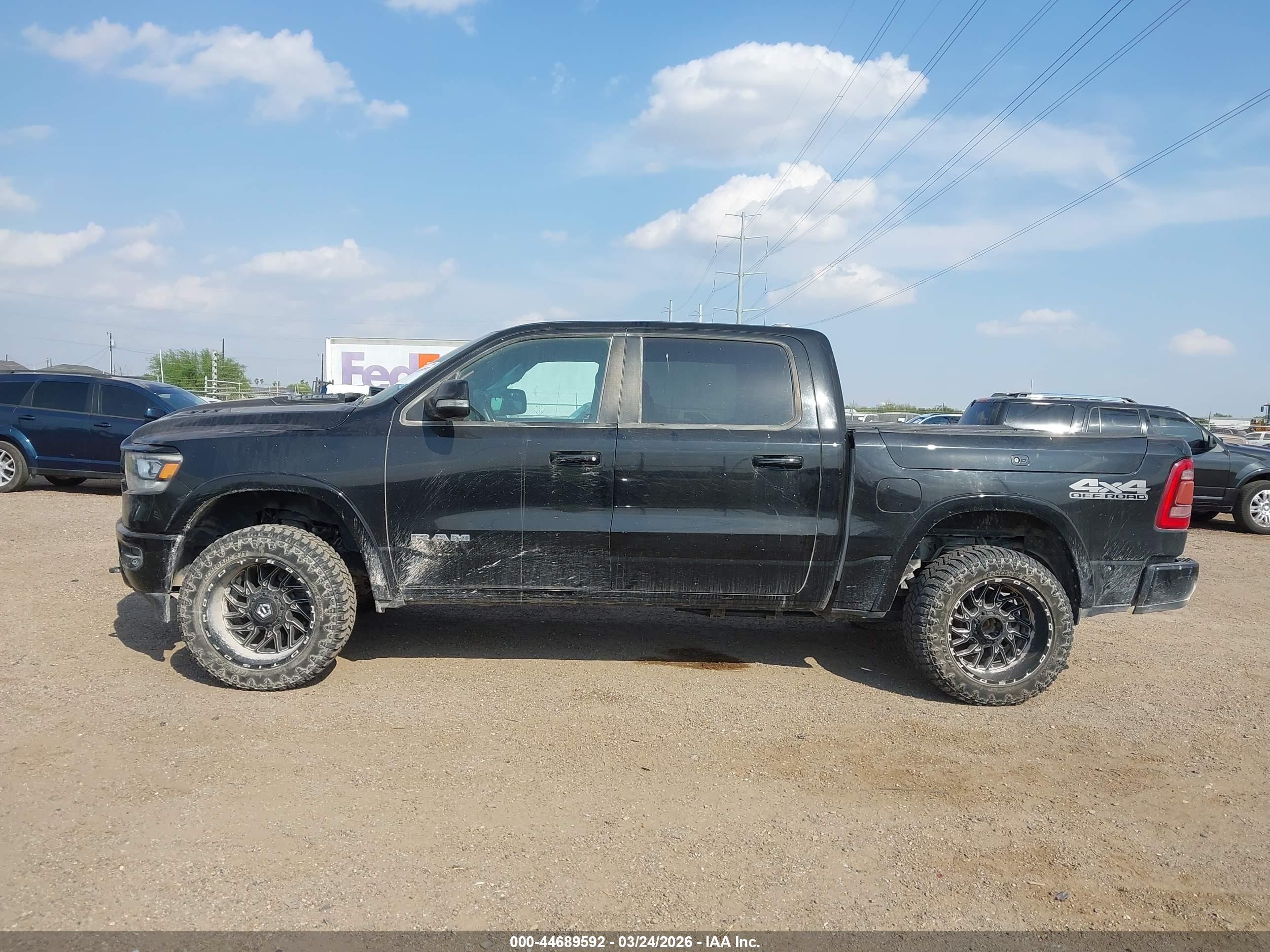 2019 RAM 1500 LARAMIE  4X4 5'7 BOX