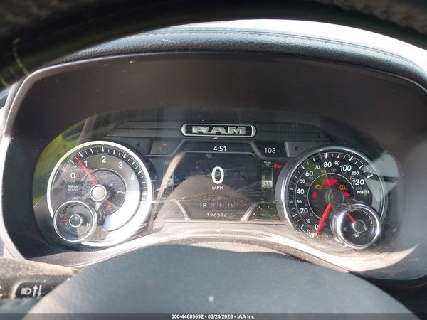 2019 RAM 1500 LARAMIE  4X4 5'7 BOX
