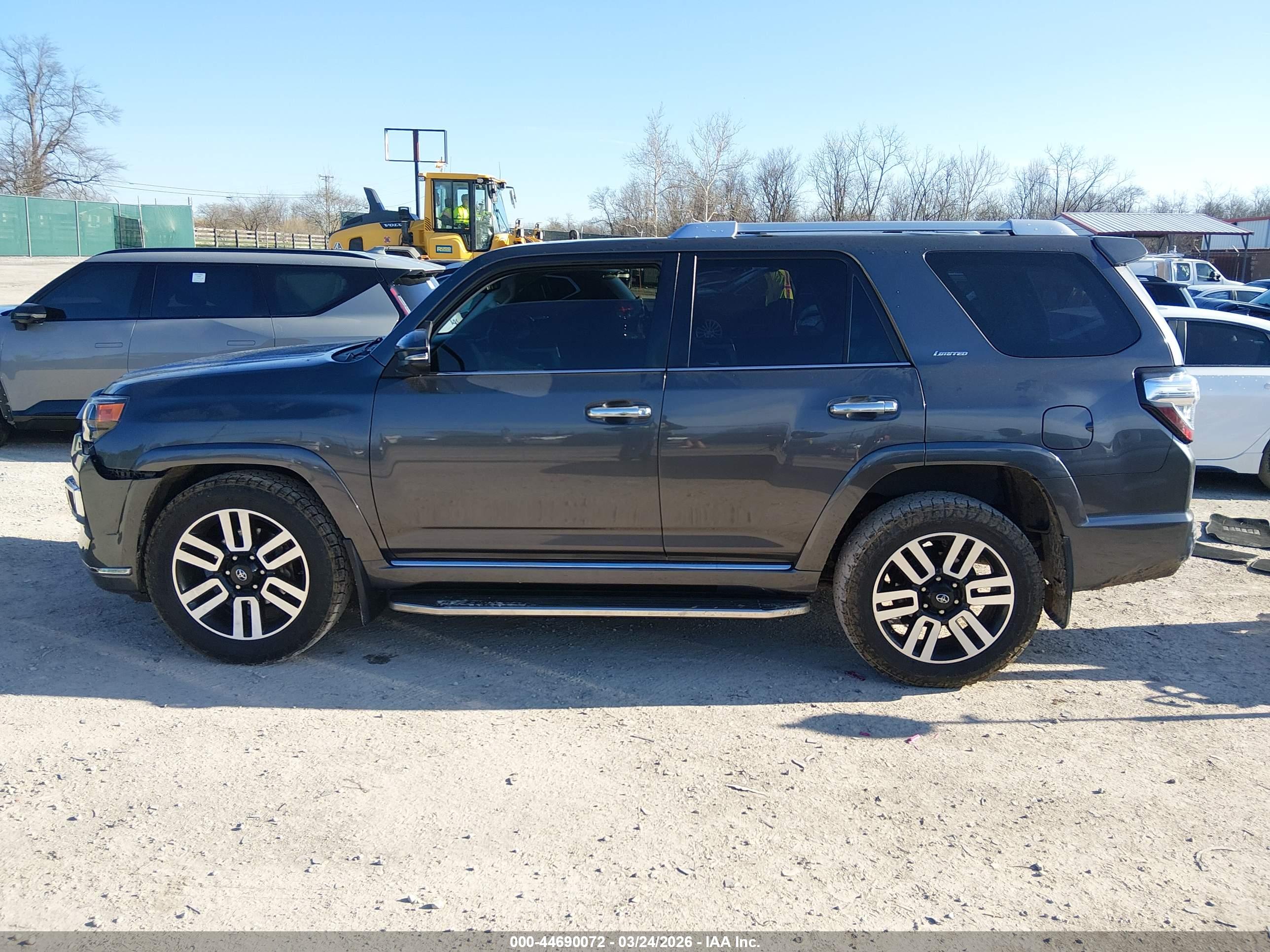 2016 TOYOTA 4RUNNER LIMITED