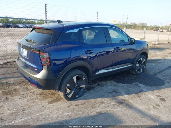 2026 NISSAN KICKS SR — I4
