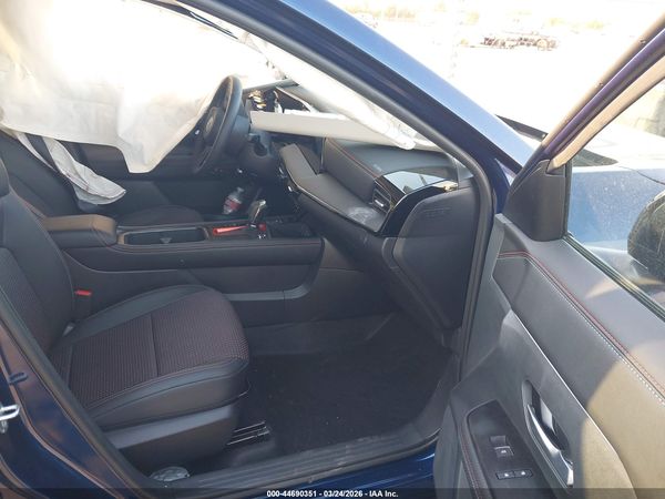 2026 NISSAN KICKS SR — I5