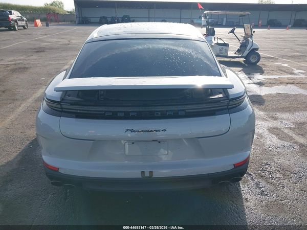 2025 PORSCHE PANAMERA 4