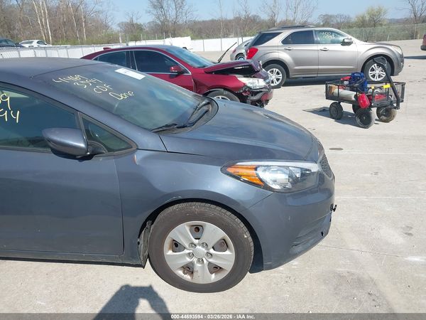 2016 KIA FORTE LX