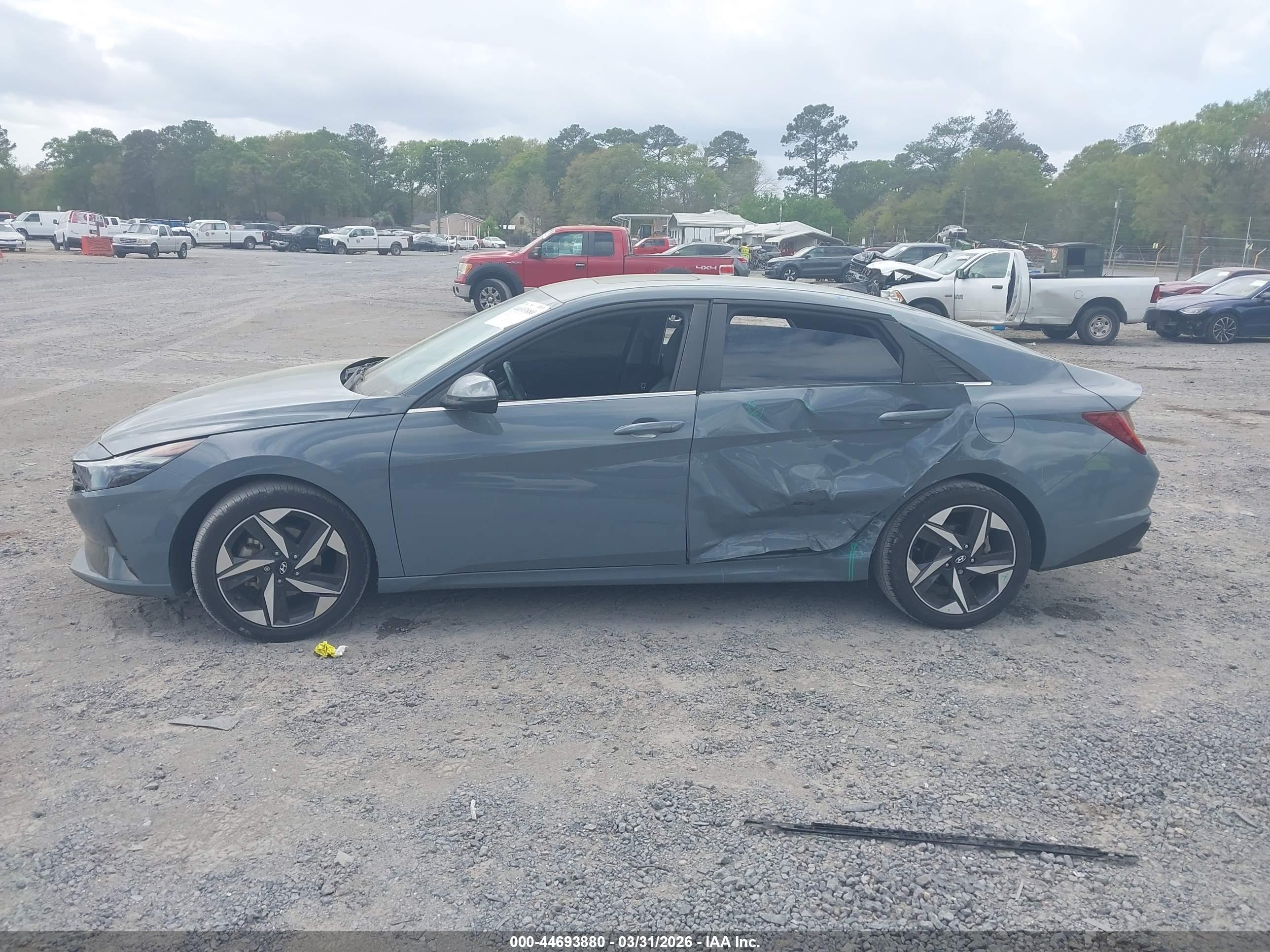 2023 HYUNDAI ELANTRA LIMITED