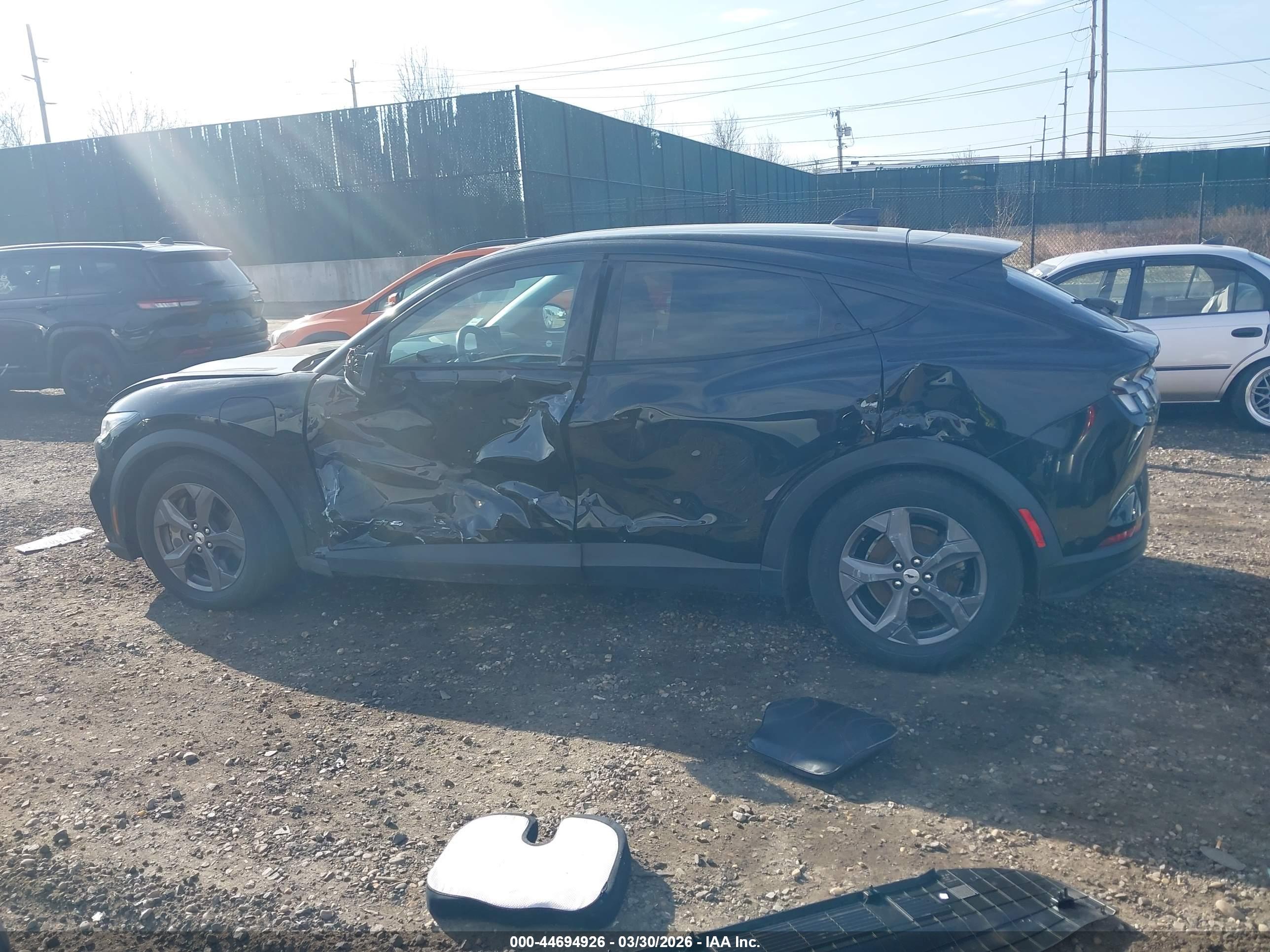 2021 FORD MUSTANG MACH-E SELECT