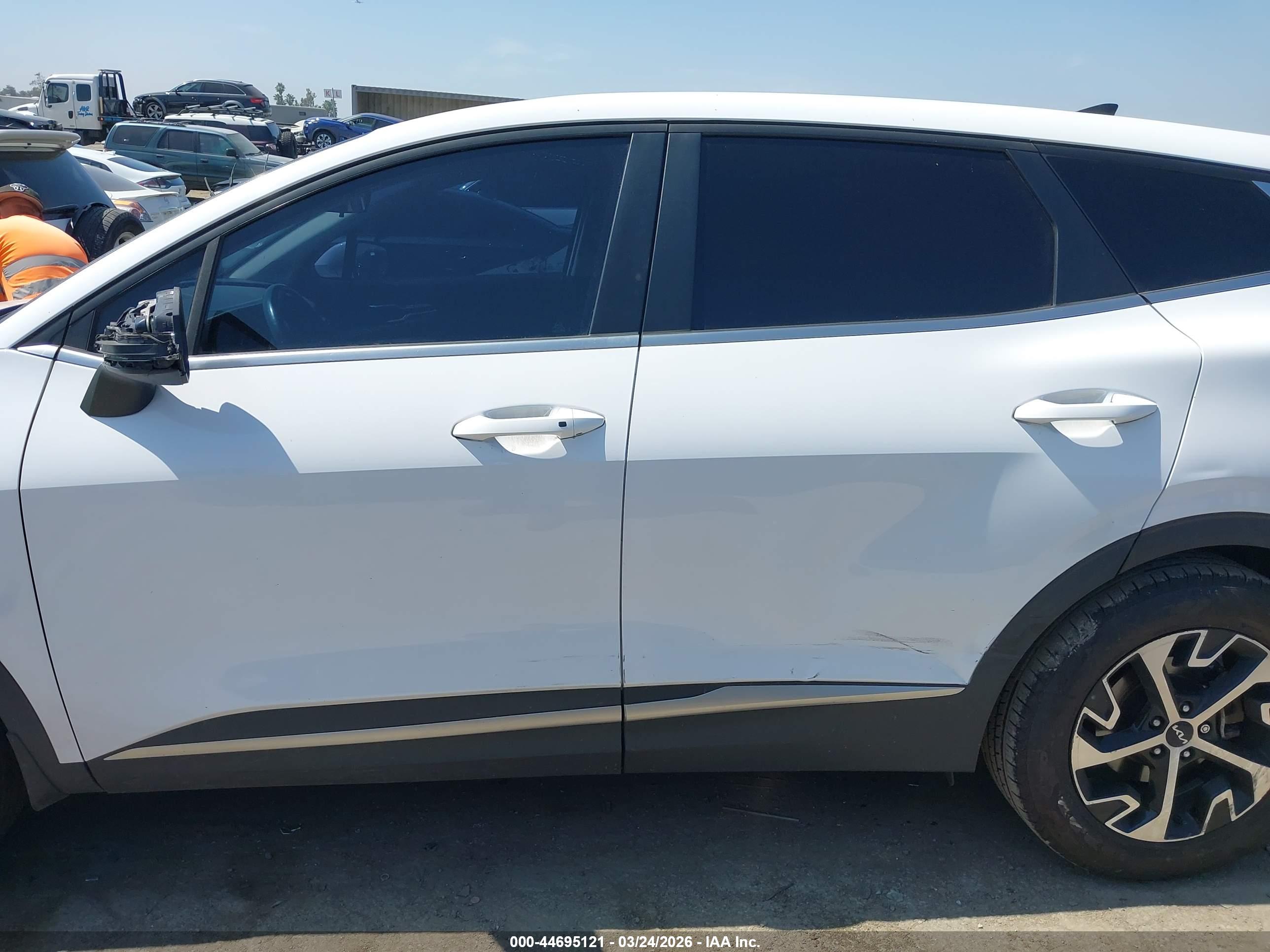 2023 KIA SPORTAGE EX