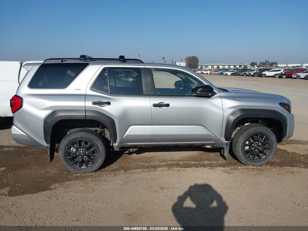 2025 TOYOTA 4RUNNER SR5
