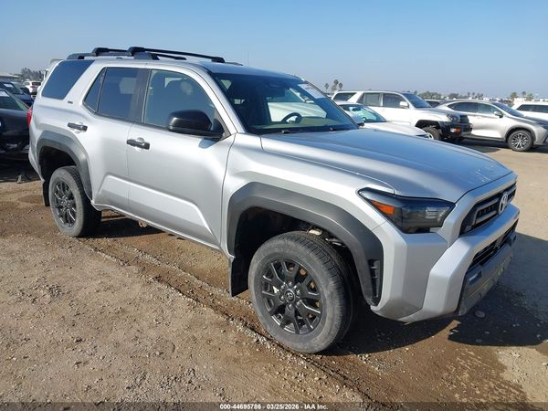 2025 TOYOTA 4RUNNER SR5