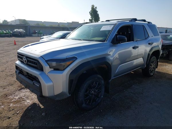 2025 TOYOTA 4RUNNER SR5