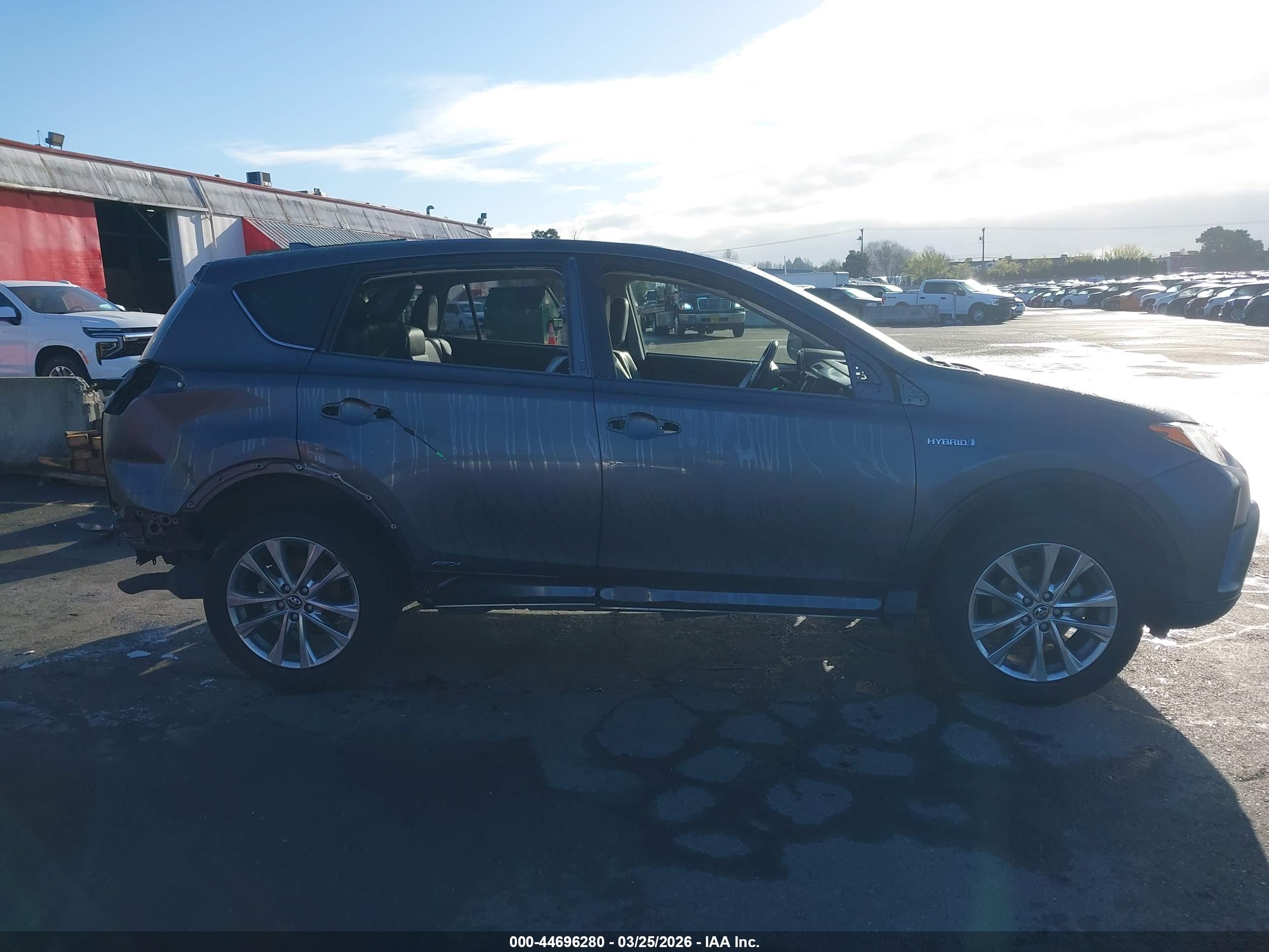 2016 TOYOTA RAV4 HYBRID LIMITED