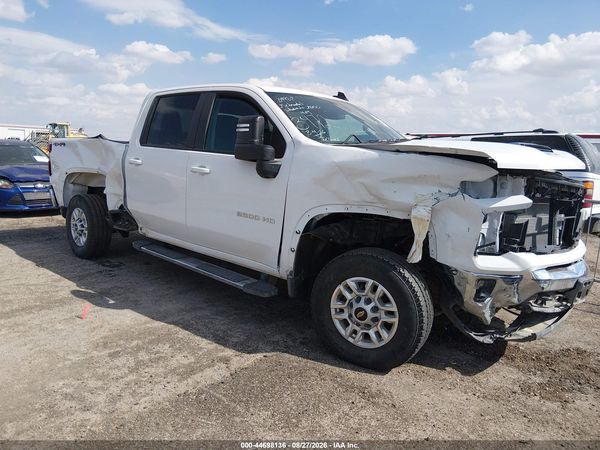 2025 CHEVROLET SILVERADO 2500HD 4WD  STANDARD BED LT — I152