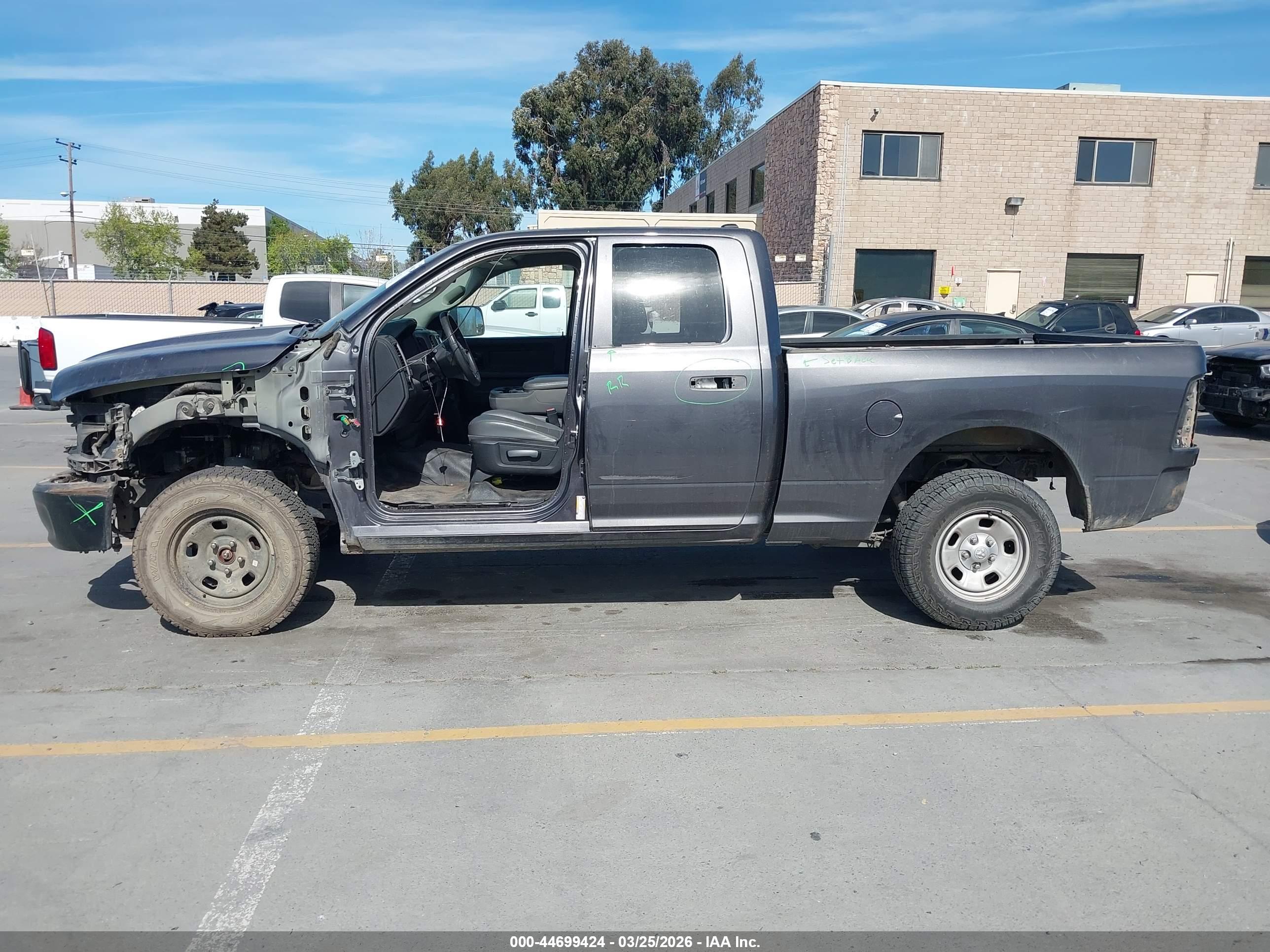 2016 RAM 1500 TRADESMAN