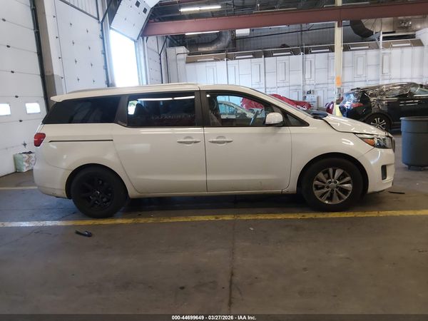 2016 KIA SEDONA LX