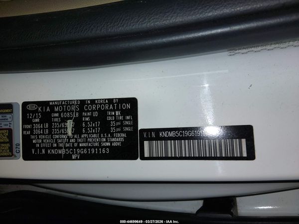 2016 KIA SEDONA LX
