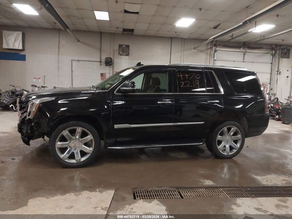 2020 CADILLAC ESCALADE