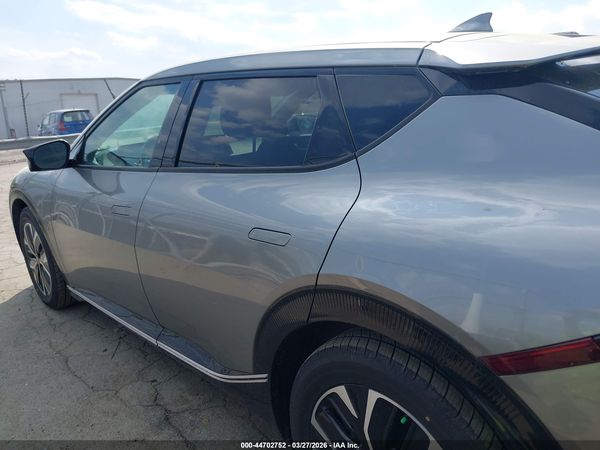 2022 KIA EV6 WIND