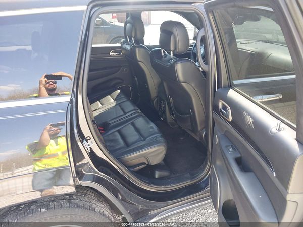 2016 JEEP GRAND CHEROKEE SUMMIT