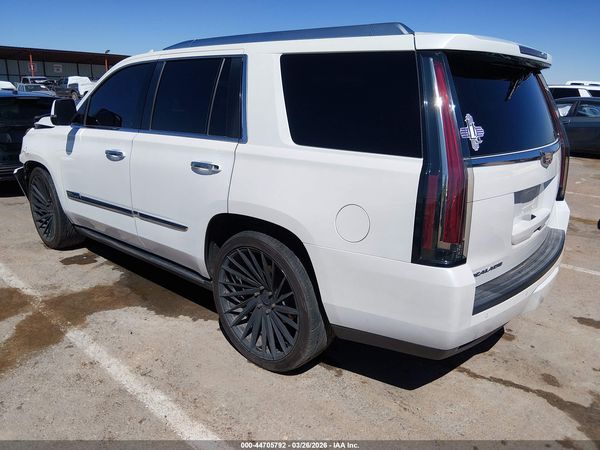 2016 CADILLAC ESCALADE PLATINUM